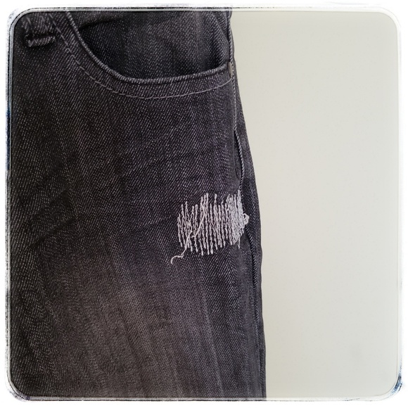 Pistazho Distressed Wide Bottom Jeans size 5/6 - Picture 5 of 5